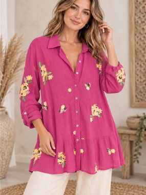Figueroa & Flower Embroidered Fuchsia Button-Front Tunic Top (090767) 🌼